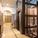 Cc Downtown Palace - I